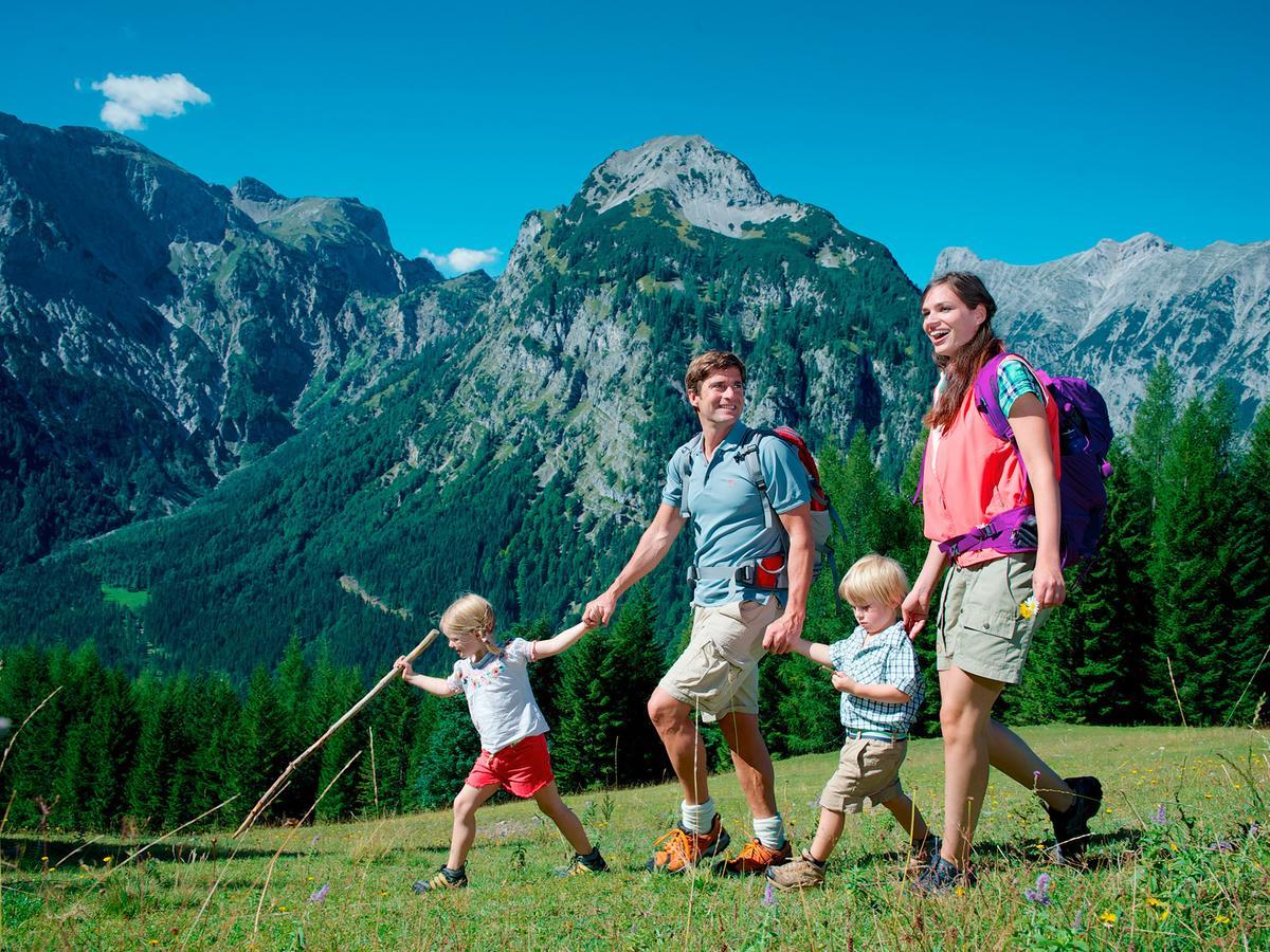 Natur- Und Aktivresort Reiterhof อาเคนเคียร์ค ภายนอก รูปภาพ